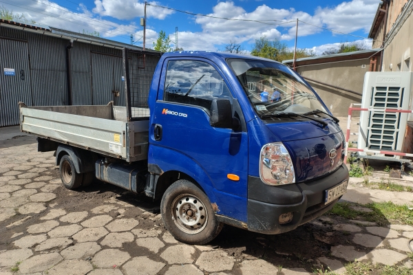Ogłoszenie o sprzedaży samochodu KIA K-2900 Pryzmat